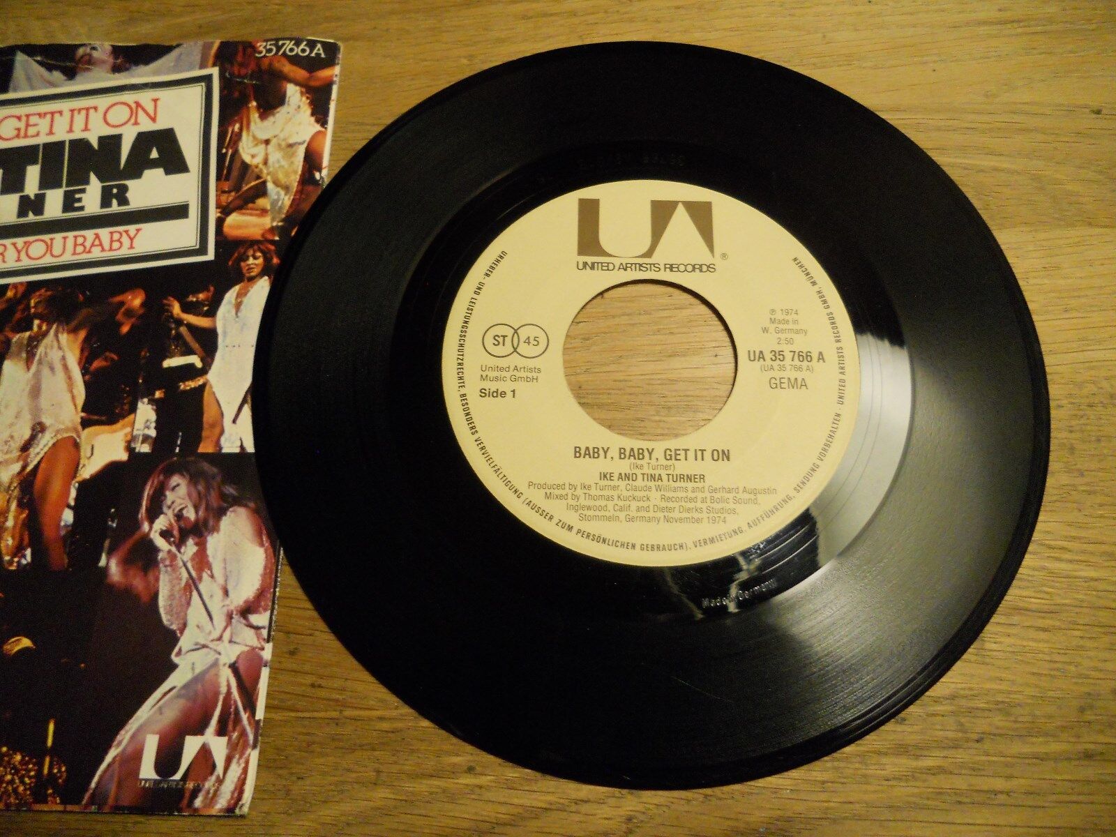 IKE  TINA TURNER "BABY BABY-GET IT ON / READY FOR YOU BABY" 1974 UA RECORDS 7"