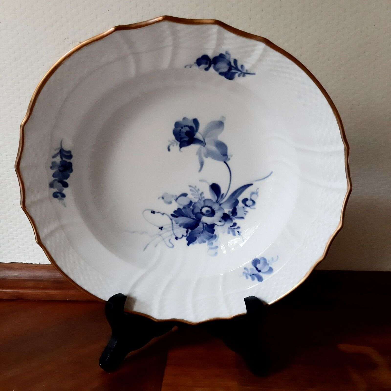 2 Soup Plates/ Bowls BLUE FLOWER Curved w Gold  # 10-1616 Royal Copenhagen 1st