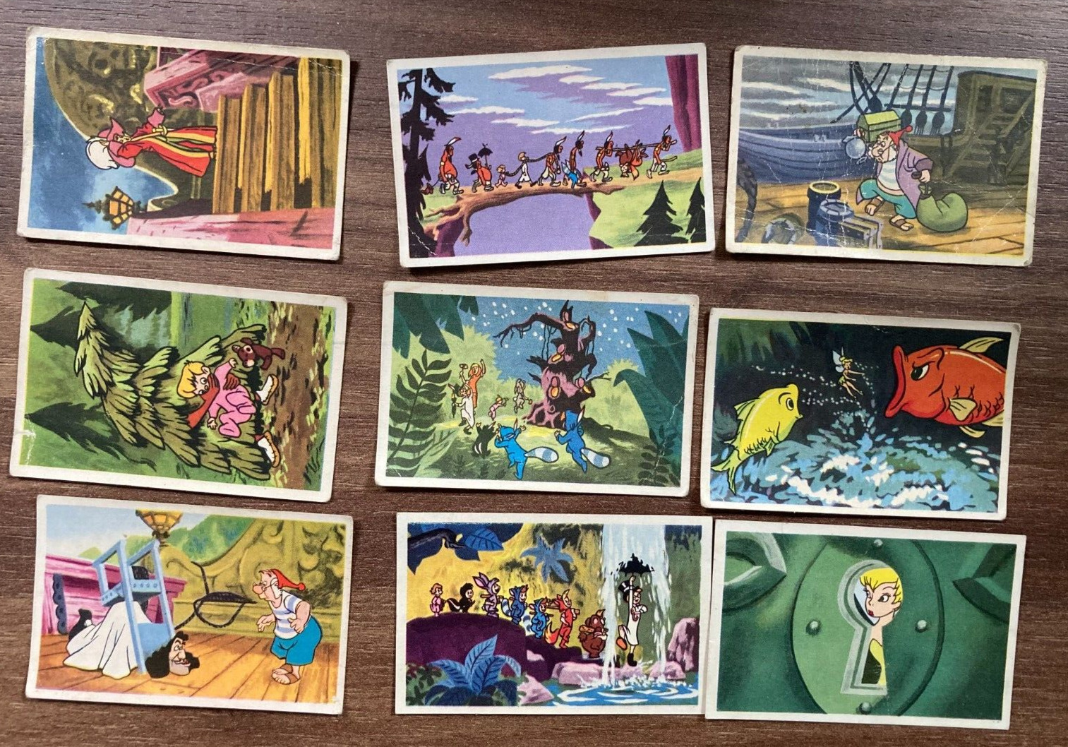 Bundle of 9x Rare Danish "Peter Pan" Trading Cards Disney Richs (1953)