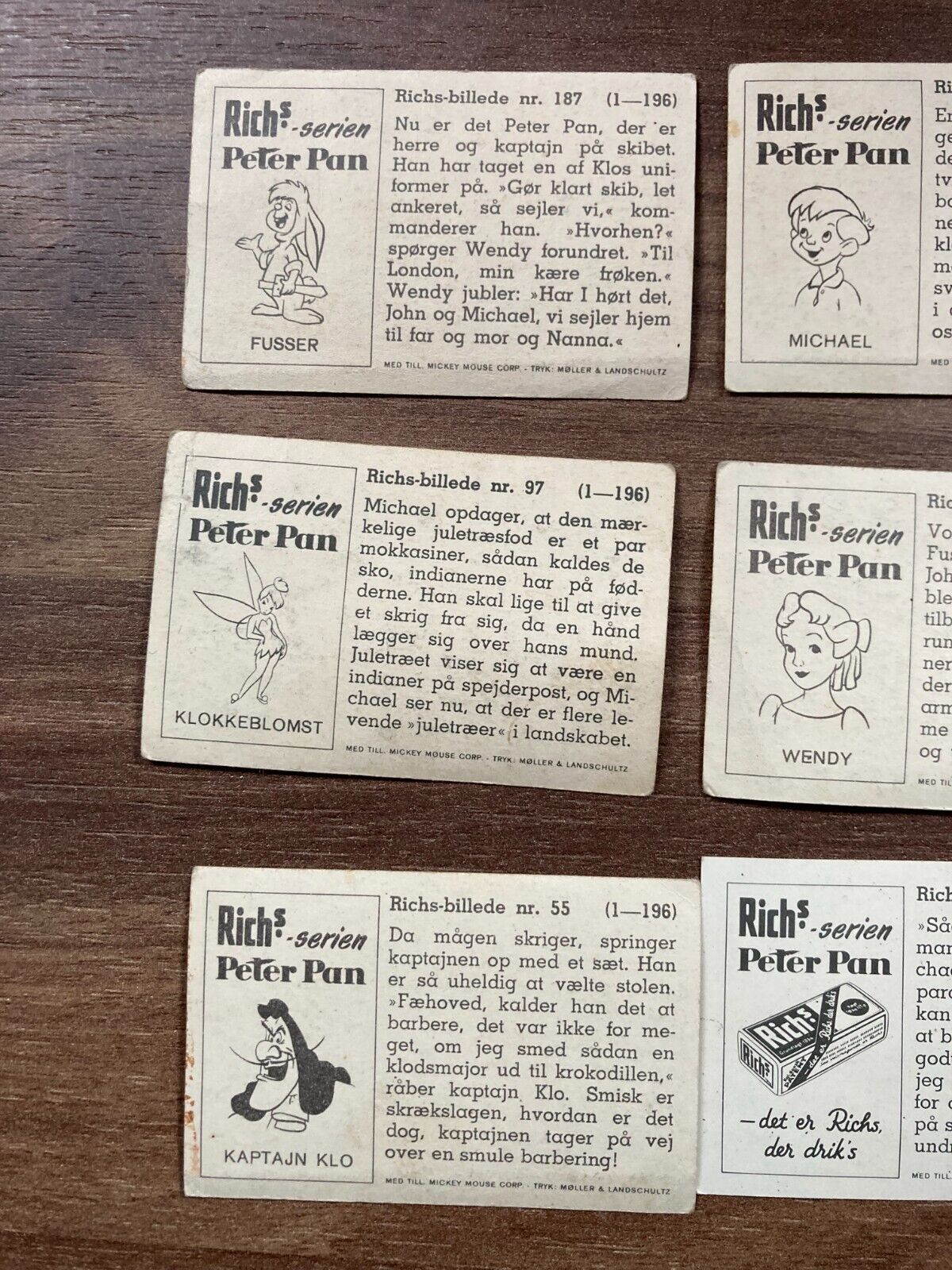 Bundle of 9x Rare Danish "Peter Pan" Trading Cards Disney Richs (1953)