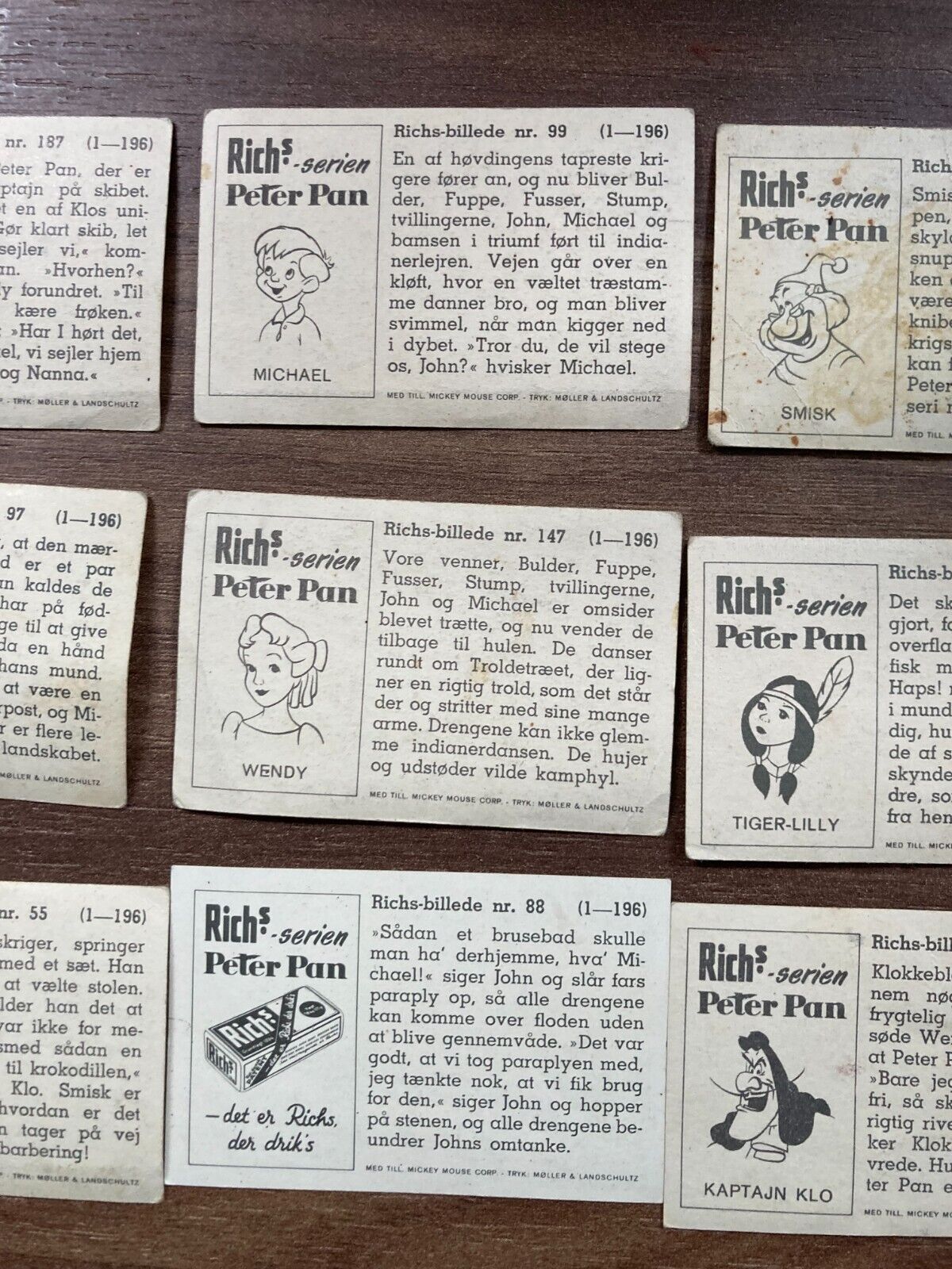 Bundle of 9x Rare Danish "Peter Pan" Trading Cards Disney Richs (1953)