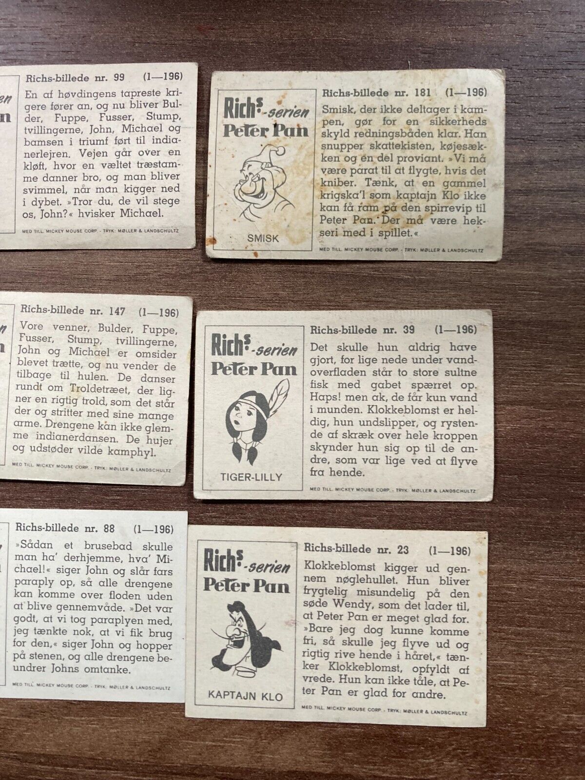 Bundle of 9x Rare Danish "Peter Pan" Trading Cards Disney Richs (1953)