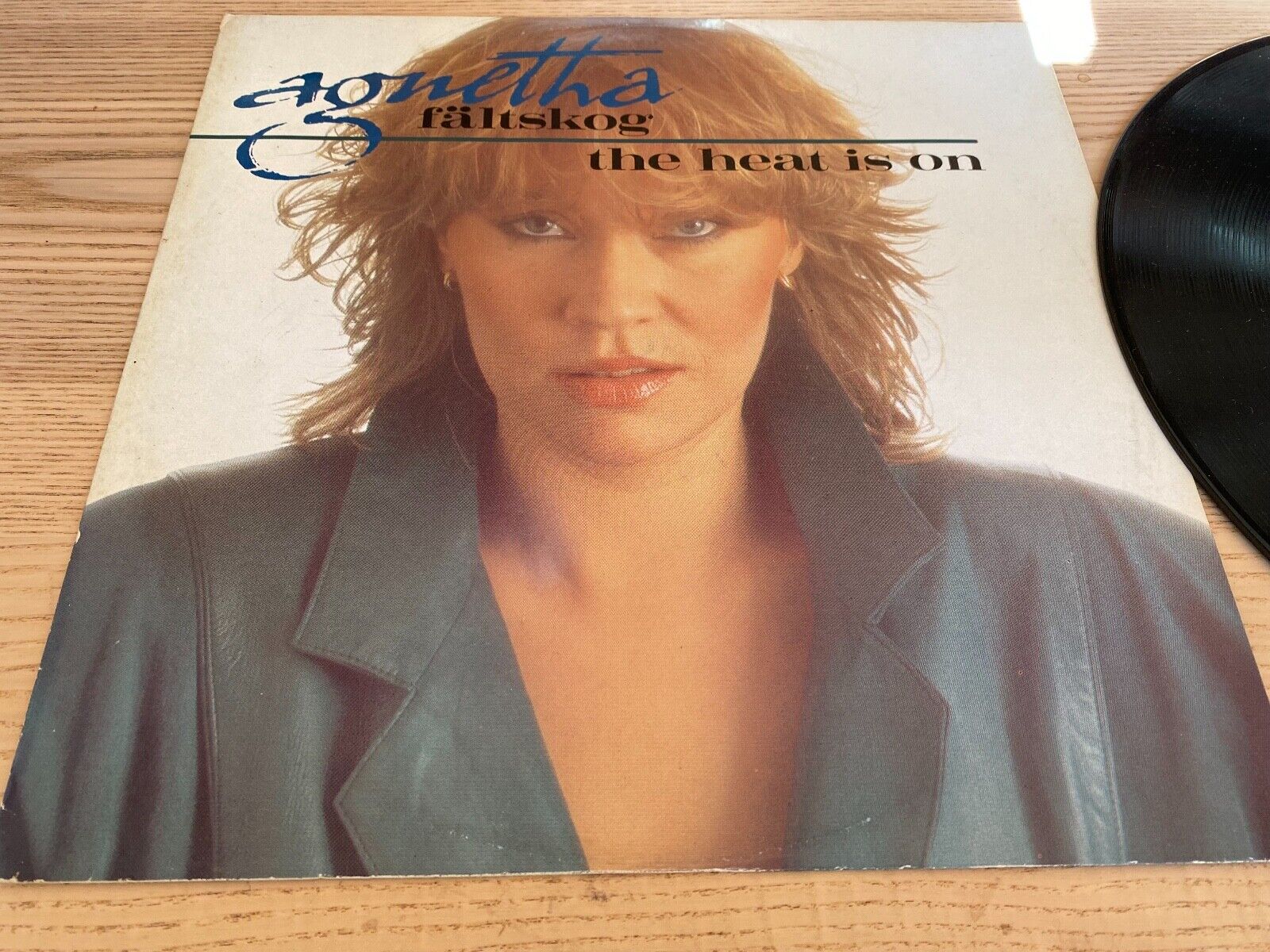 AGNETHA FÂLTSKOG "THE HEAT IS ON / MAN" 1983 12" VINYL MAXI POLAR RECORDS SWEDEN