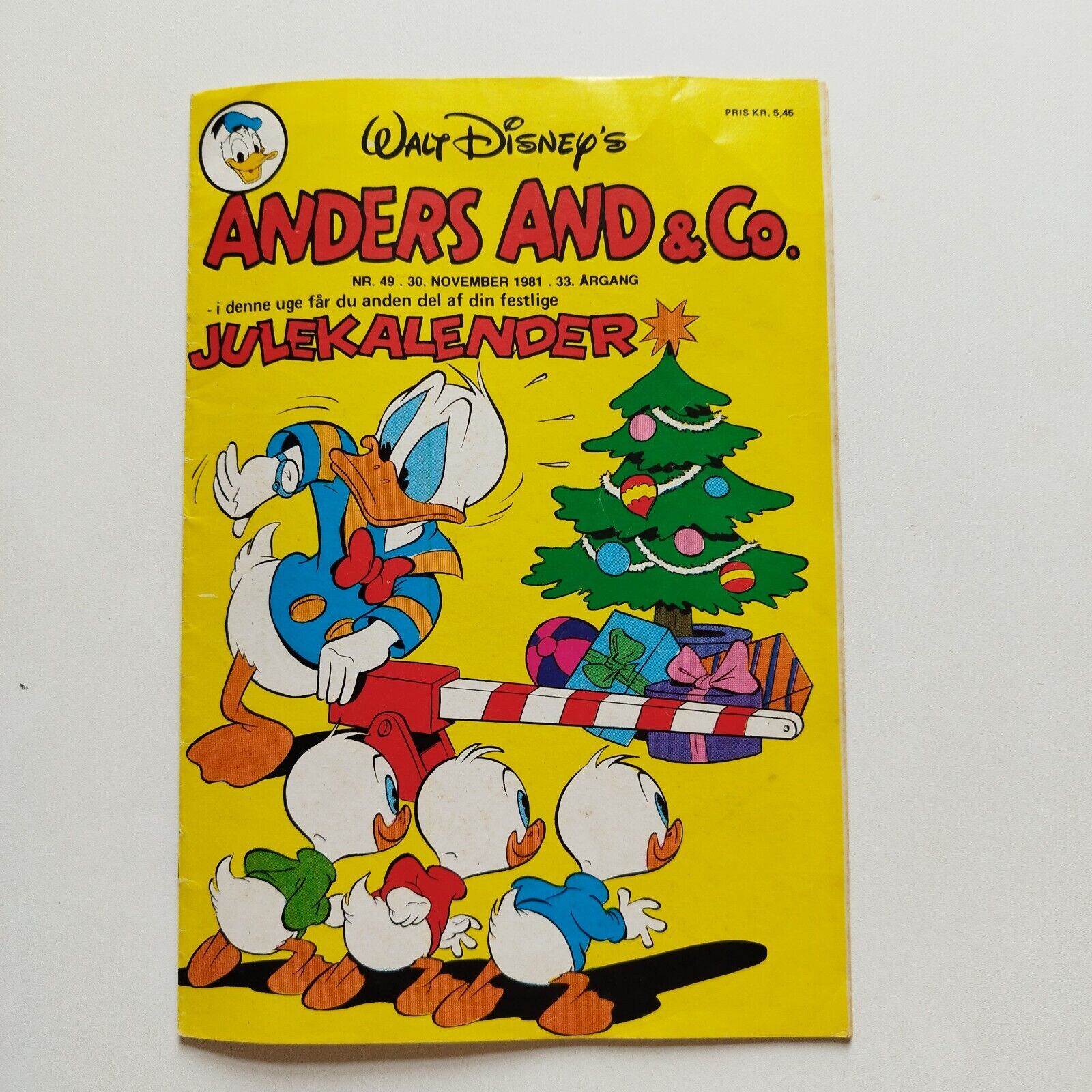 Danish comic  "Anders And  Co " no 49 1981 Donald Duck Lego and Kodak ads