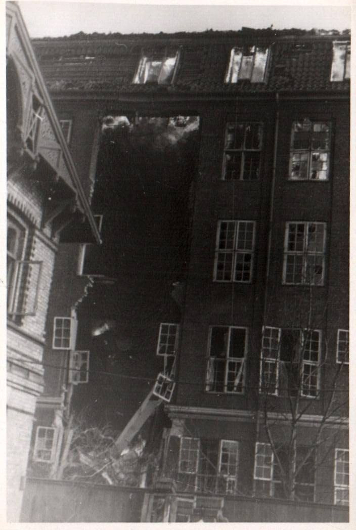 WWII Photo Sabotage Daily Life Copenhagen Denmark Small Size 9x6cm World War 2