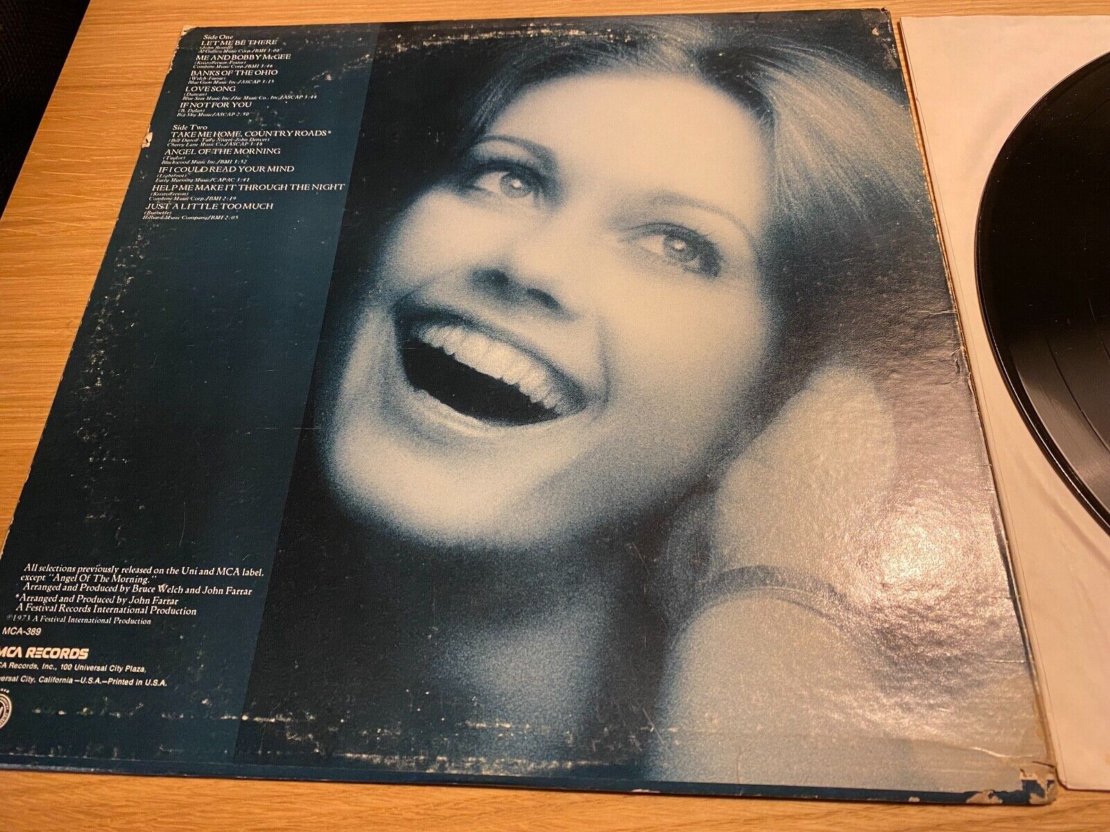 OLIVIA NEWTON JOHN "LET ME BE THERE" 1973 MCA RECORDS 10 SONGS US 1 PRESSING LP