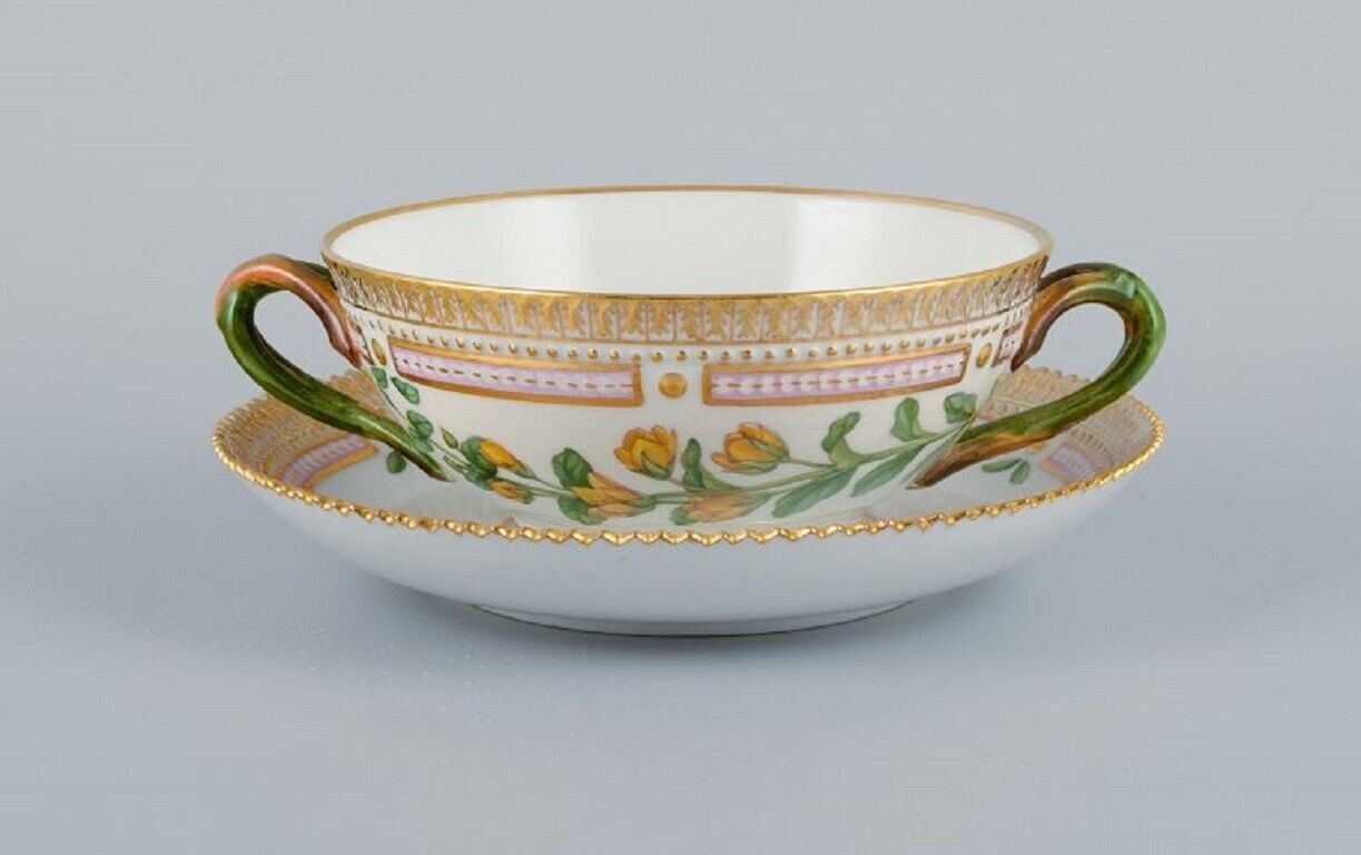 Royal Copenhagen Flora Danica bouillon cup with saucer in hand-painted porcelain