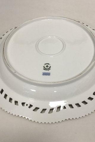 Royal Copenhagen Flora Danica Pearl pattern White Plate with pierced border 3553