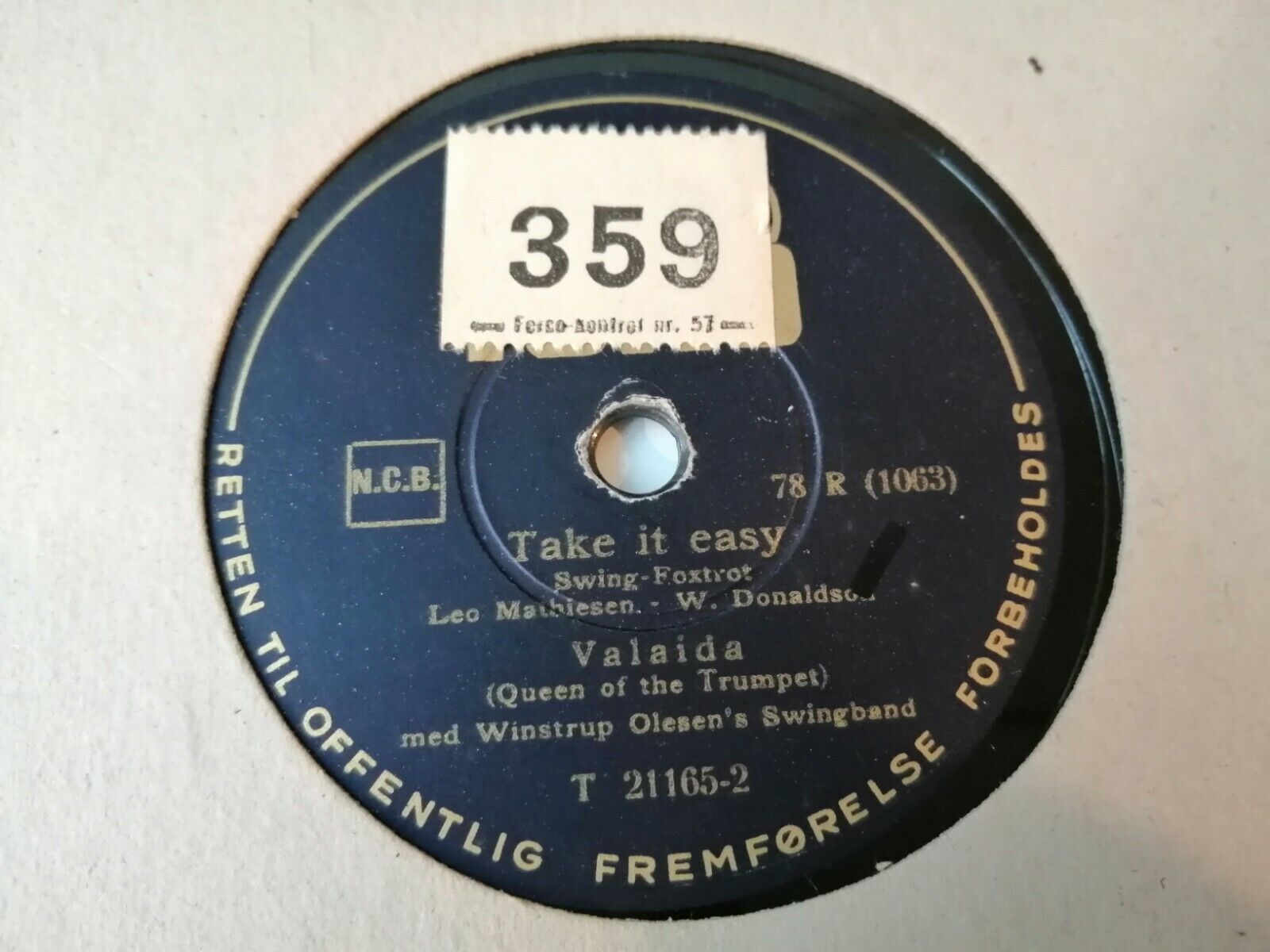 78 RPM VALAIDA (Queen of the trumpet)wWinstrup Olesen's Swingband1940RARE