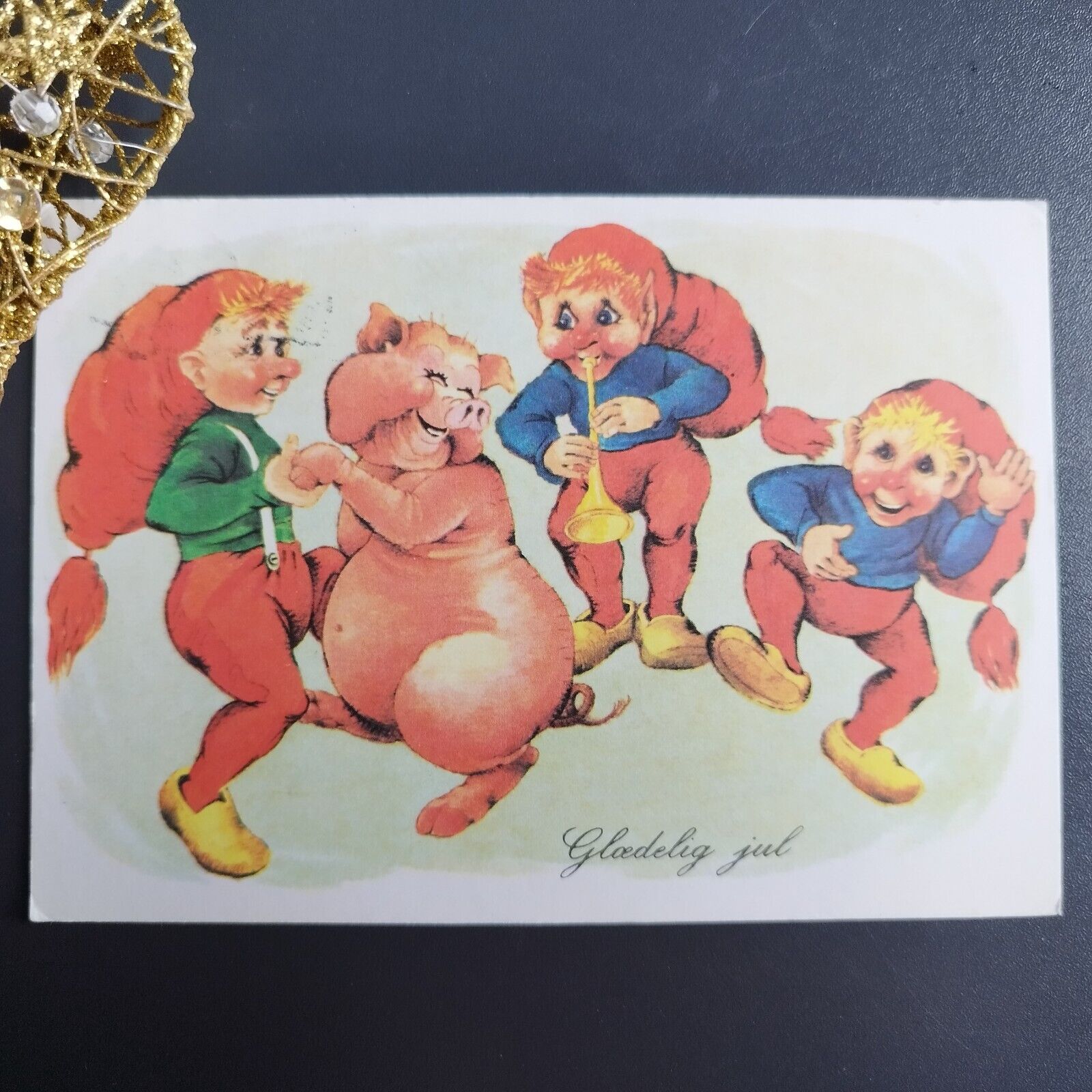 Vintage and collectible Danish Christmas card Posted  1977 ( no X70)