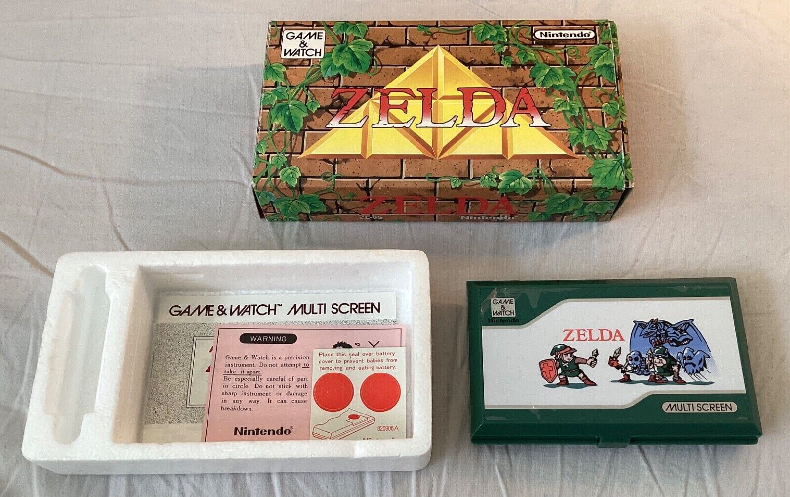 ORIGINAL NINTENDO GAME  WATCH ZELDA ZL - 65 FOR SALE!