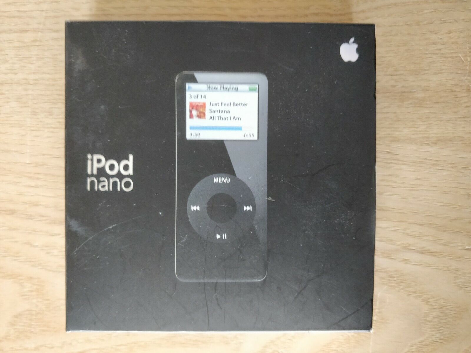 Apple iPod nano 1st Generation Black (2 GB) Complete in box w all accessories