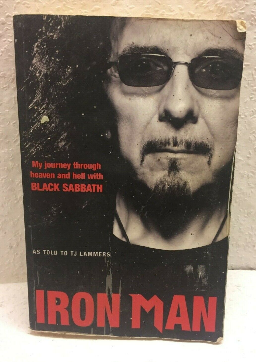 Iron Man: My Journey Through Heaven and Hell with Black Sabbath by Tony Iommi