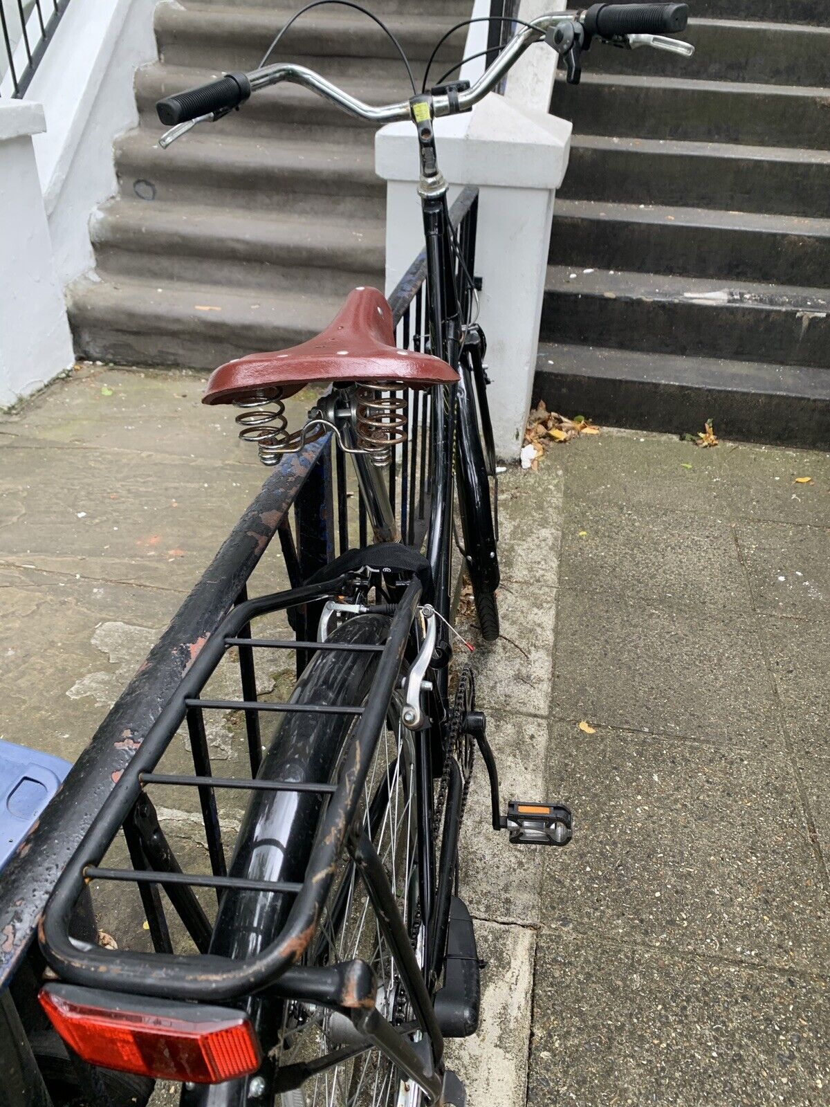 dutch style ladies bike