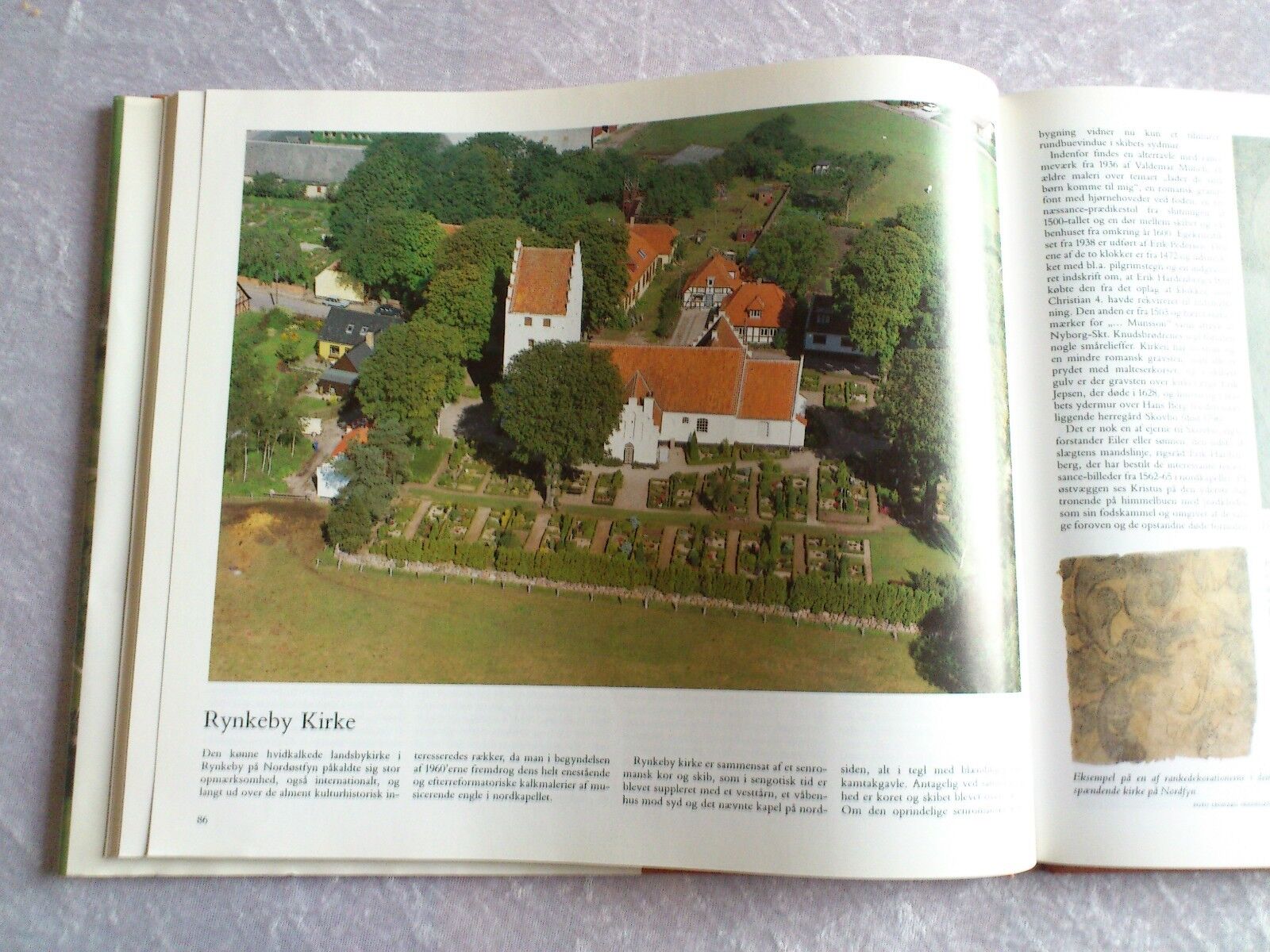 Danish Churches and Monasteries seen from the airDanish text1988