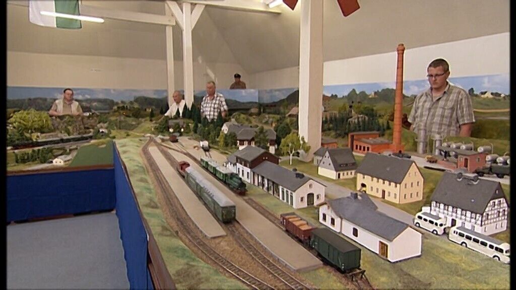 The 5th Long Model Railway Night - On Small Gauge DVD