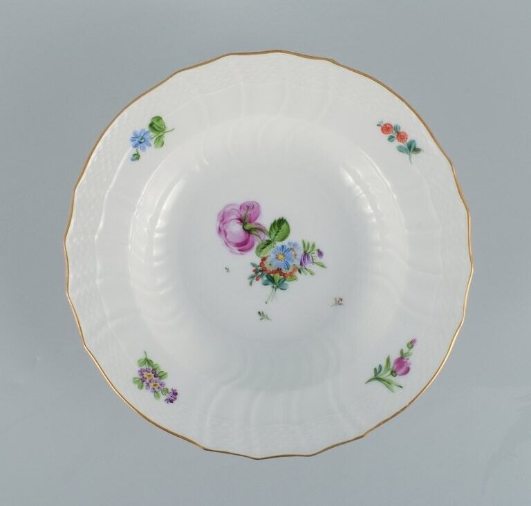 Royal Copenhagen Saxon Flower Six deep plates in hand-painted porcelain