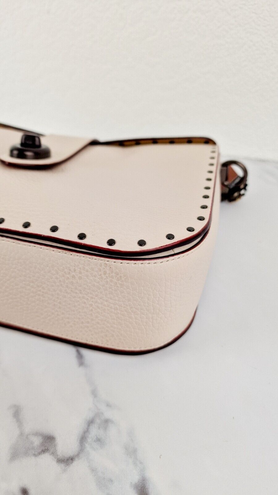 Coach 1941 Page Chalk White Border Rivets Tea Rose Shoulder Bag 31929 Leather