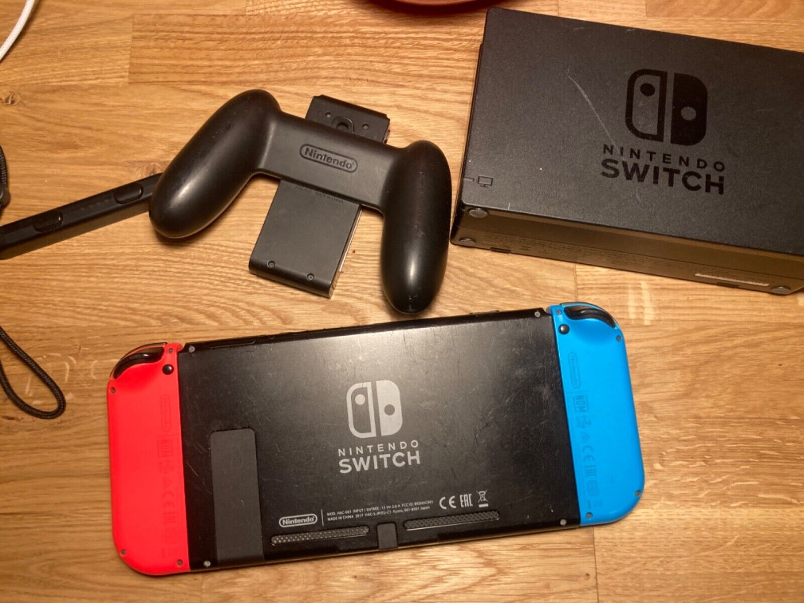 Nintendo Switch with Neon Blue and Neon Red Joy-Con (HAC-001-01)