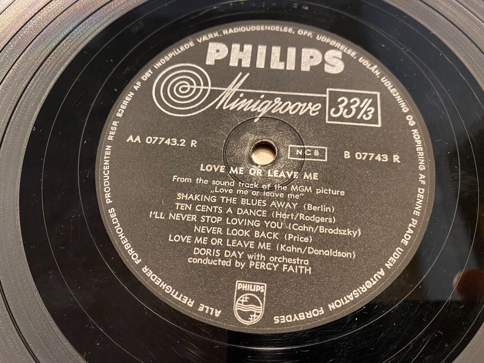 DORIS DAY "LOVE ME OR LEAVE ME" PHILIPS MINIGROOVE VINYL 10 INCH RECORD 33 1/3**