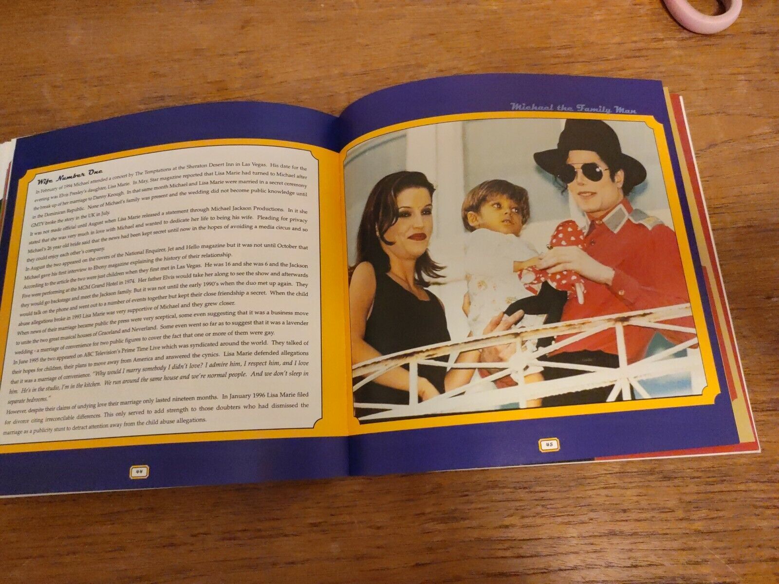 The many faces of MICHAEL JACKSON Great Book Bog125