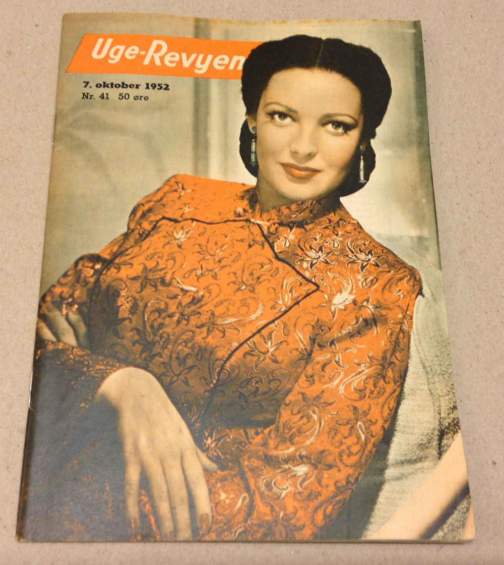 LINDA DARNELL FRONT COVER + TONI HARPER BACK COVER VINTAGE Danish Magazine 1952