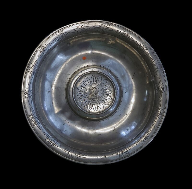 *SC* IMPORTANT GERMAN BAPTISMAL PEWTER DISH W CHRIST DATED 1721!