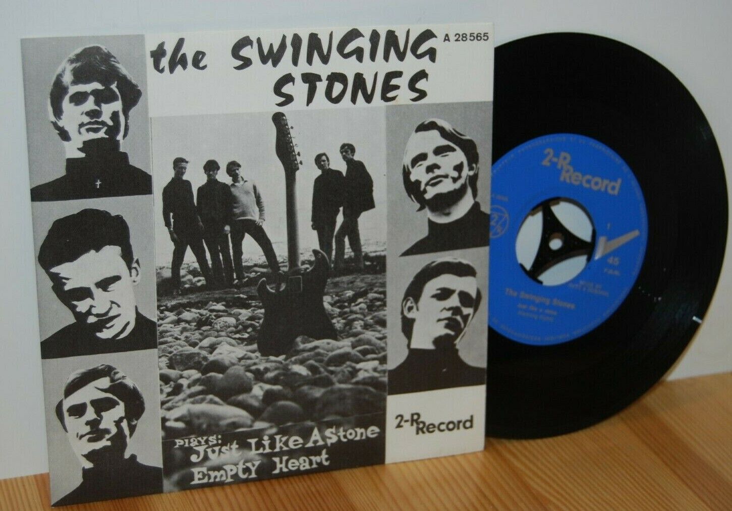 SWINGING STONES Empty Heart Danish RB Garage RARE STONES cover 7'' 45 vinyl