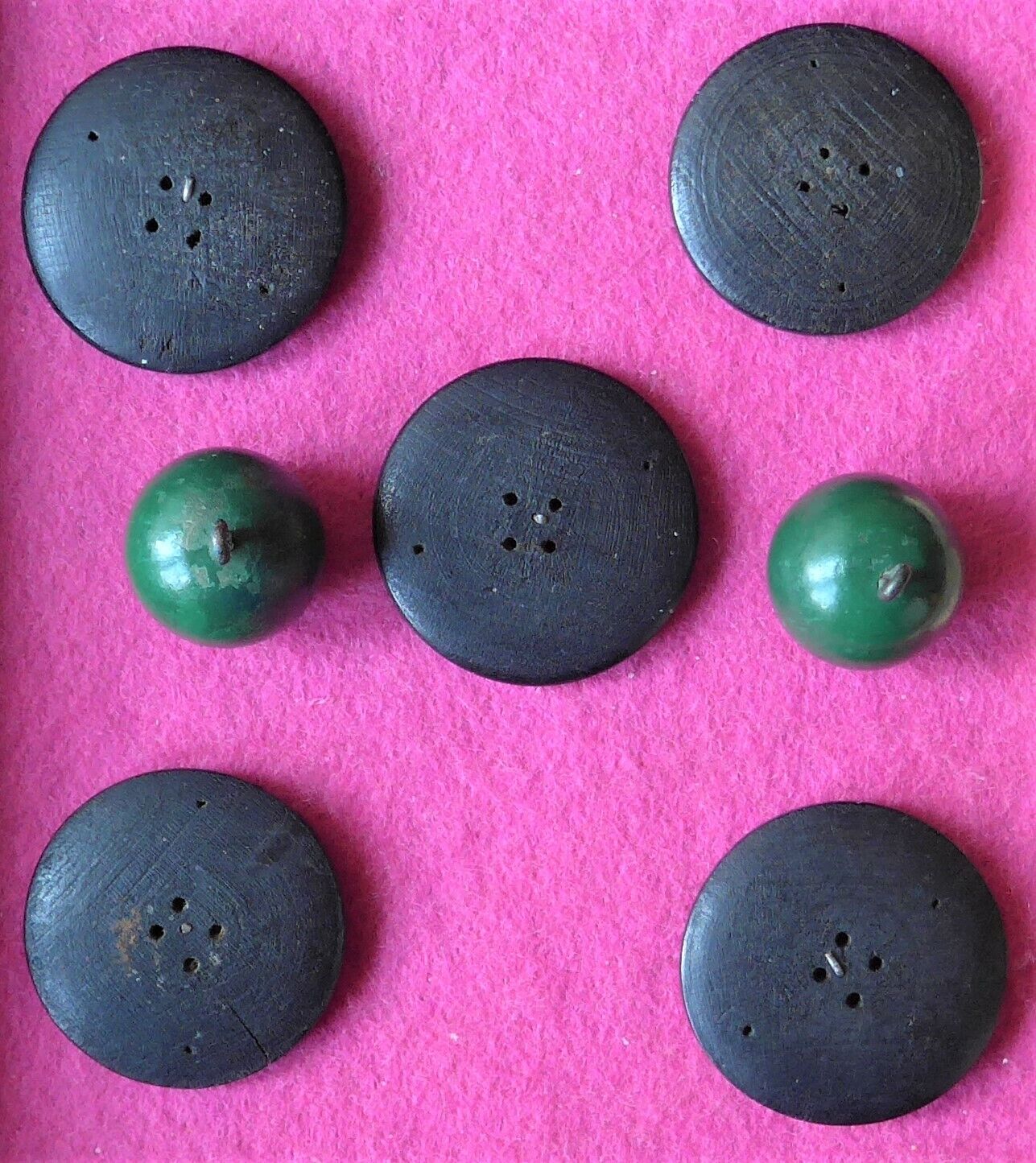 SALE - 7 VINTAGE WOOD BUTONS - Mother of pearl inserts - CUT STEEL centers (94)