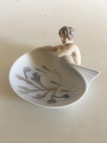 Royal Copenhagen Art Nouveau Mermand dish No 389/744