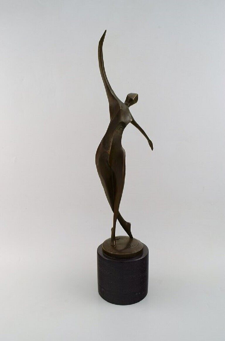 Miguel Fernando Lopez (Milo) Portuguese sculptor Modernist woman sculpture