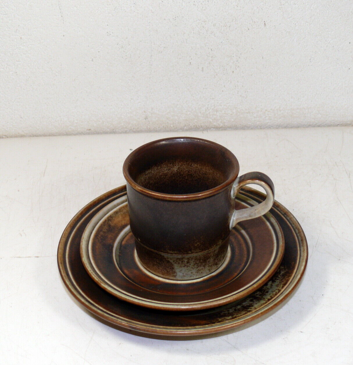 PORSGRUND Eystein Sandnes Cup  Saucer + Cake Plate from the 'LAVA' series