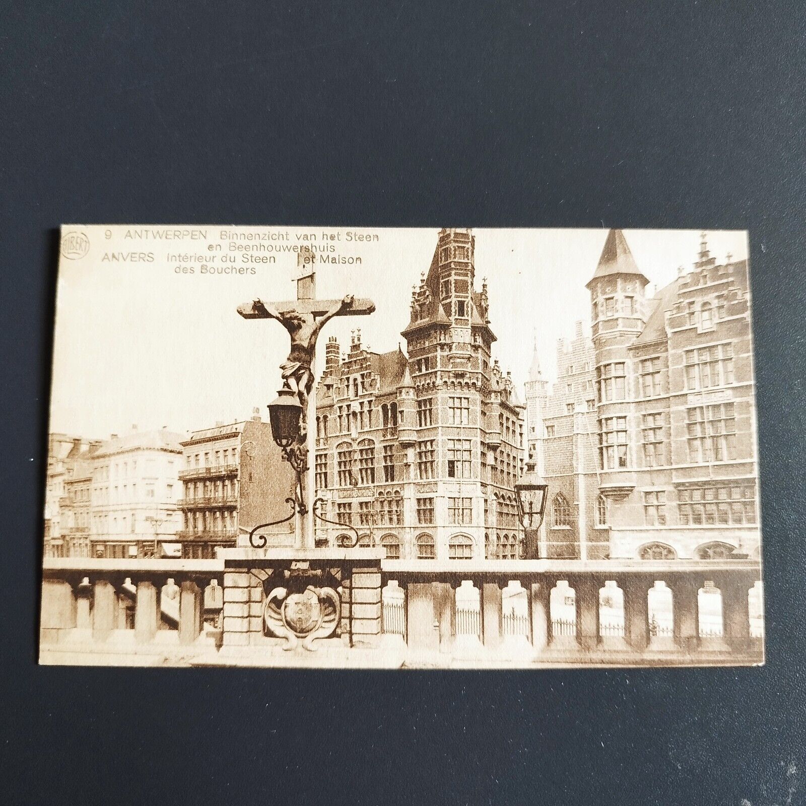 Belgium -9-Antwerpen-Intérieur du Steen et Maison des Bouchers 1910s