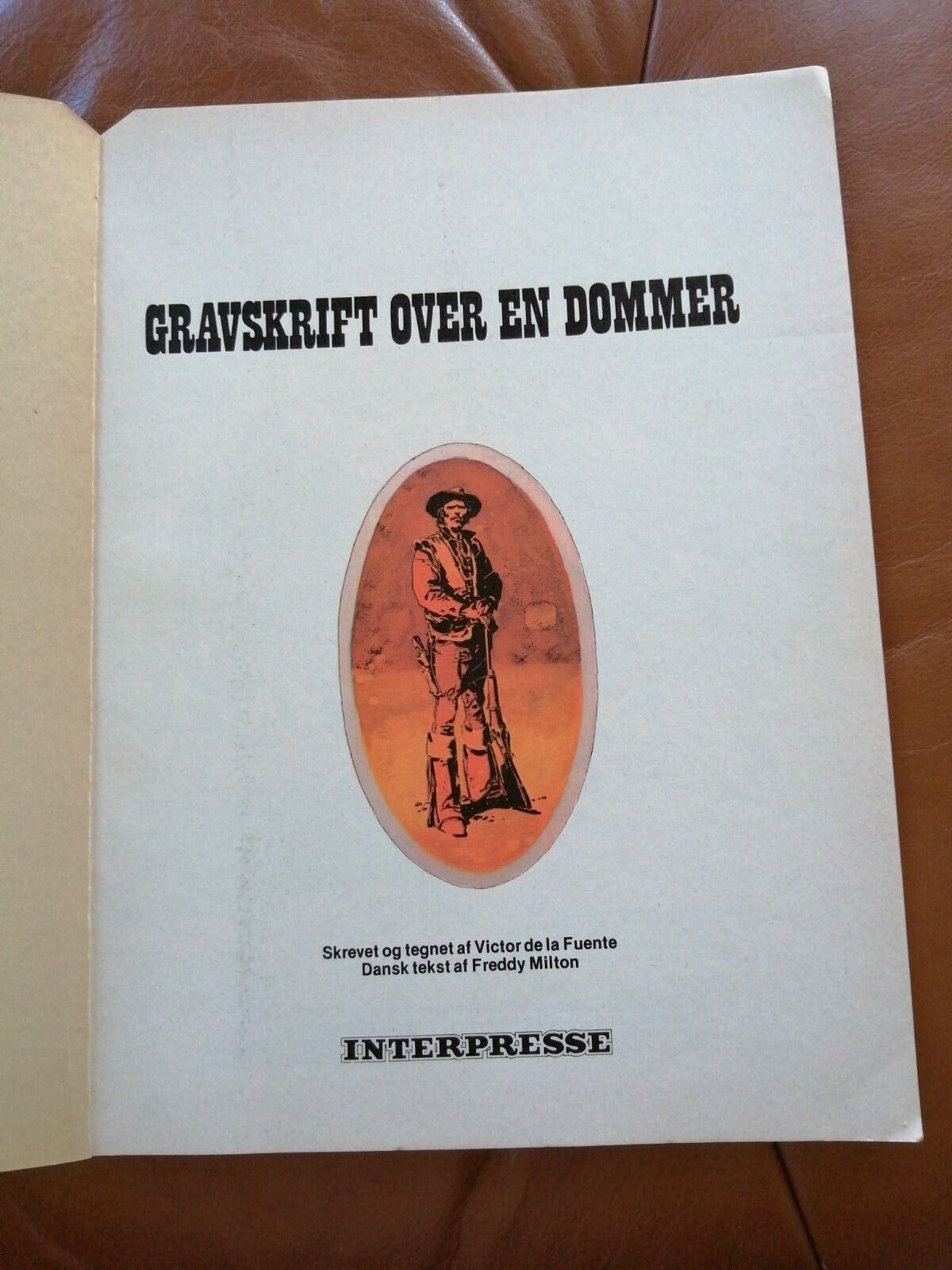 Danish comic book"Gravskrift over en dommer" Cactus GrantVictor de la Fuente