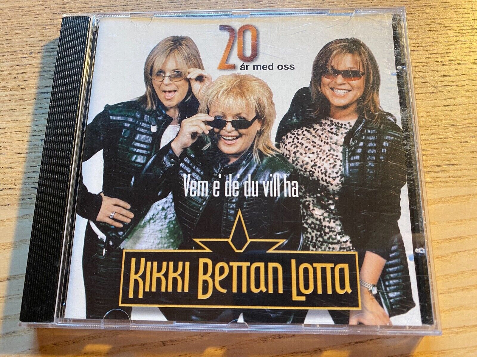 KIKKI BETTAN LOTTA "VEM E´ DE DU VIL HA´20 ÅR MED OSS" 2002 CD ALBUM MARIANN RAR