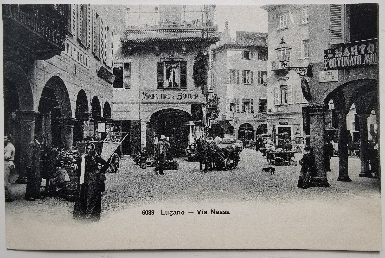 Two vintage un-used postcard´s with motifs from Lugano street life Italy 1910