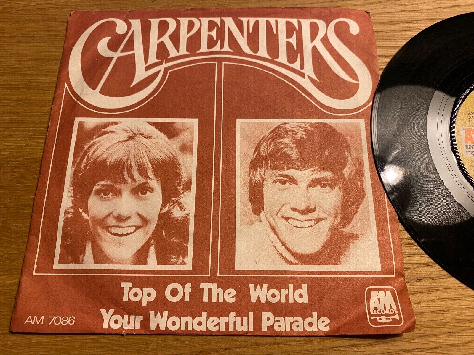 CARPENTERS "TOP OF THE WORLD / YOUR WONDERFUL PARADE" 1973 NCB A  M RECORDS 7"