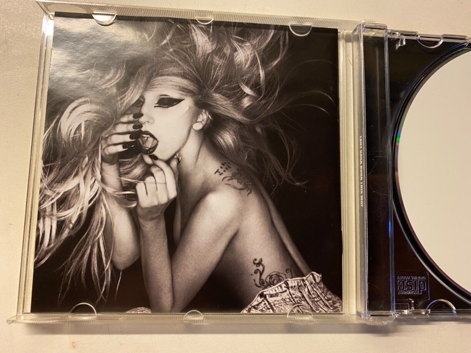 Lady Gaga “Born This Way” Mint New 2011 15 tracks CD Album Streamline Records EU