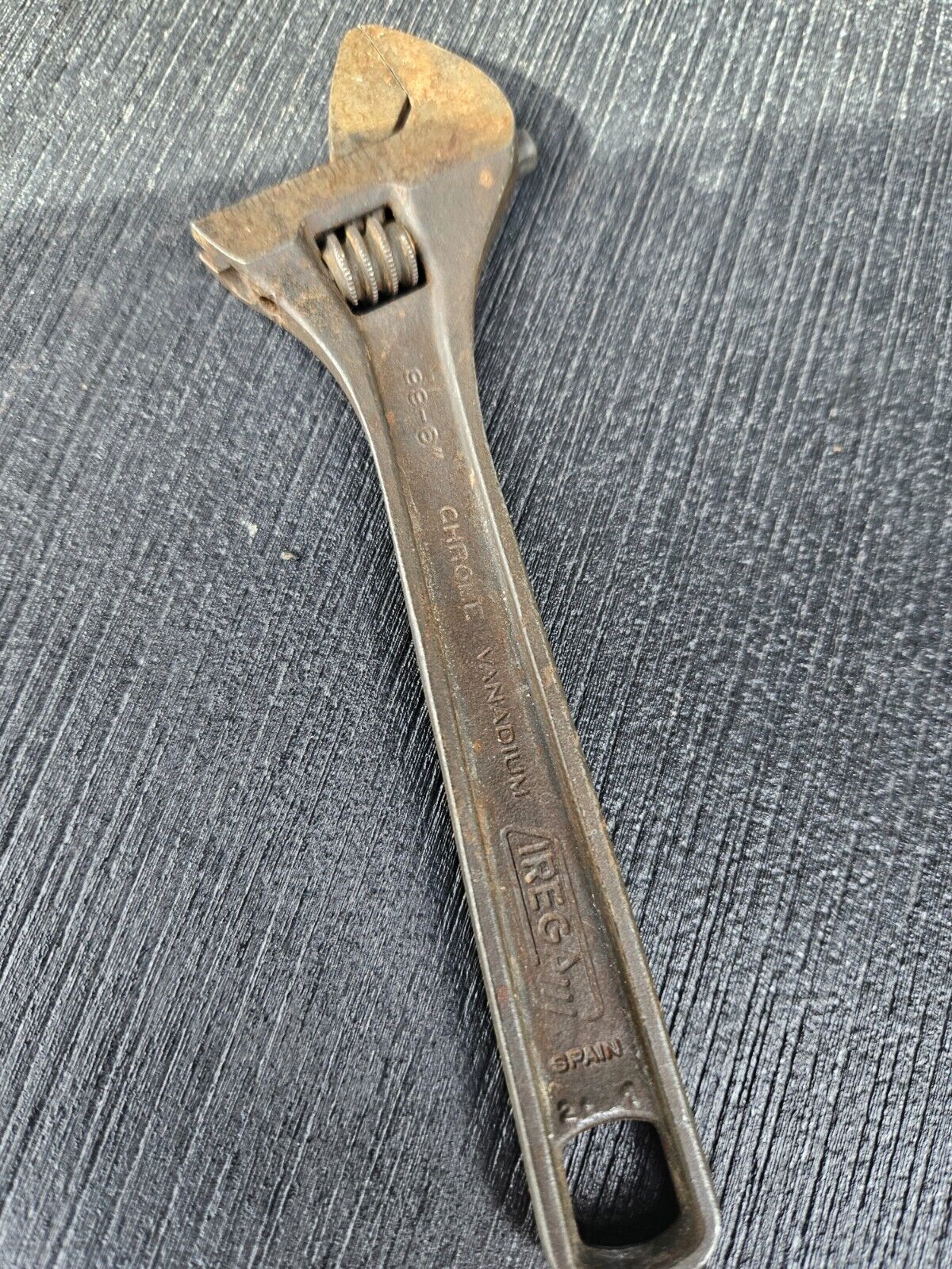 irega 99-6" Adjustable wrench