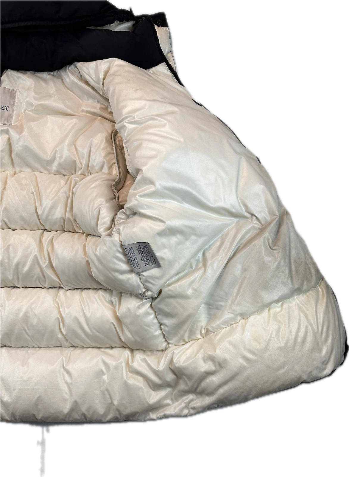 Moncler Wilms Size 6