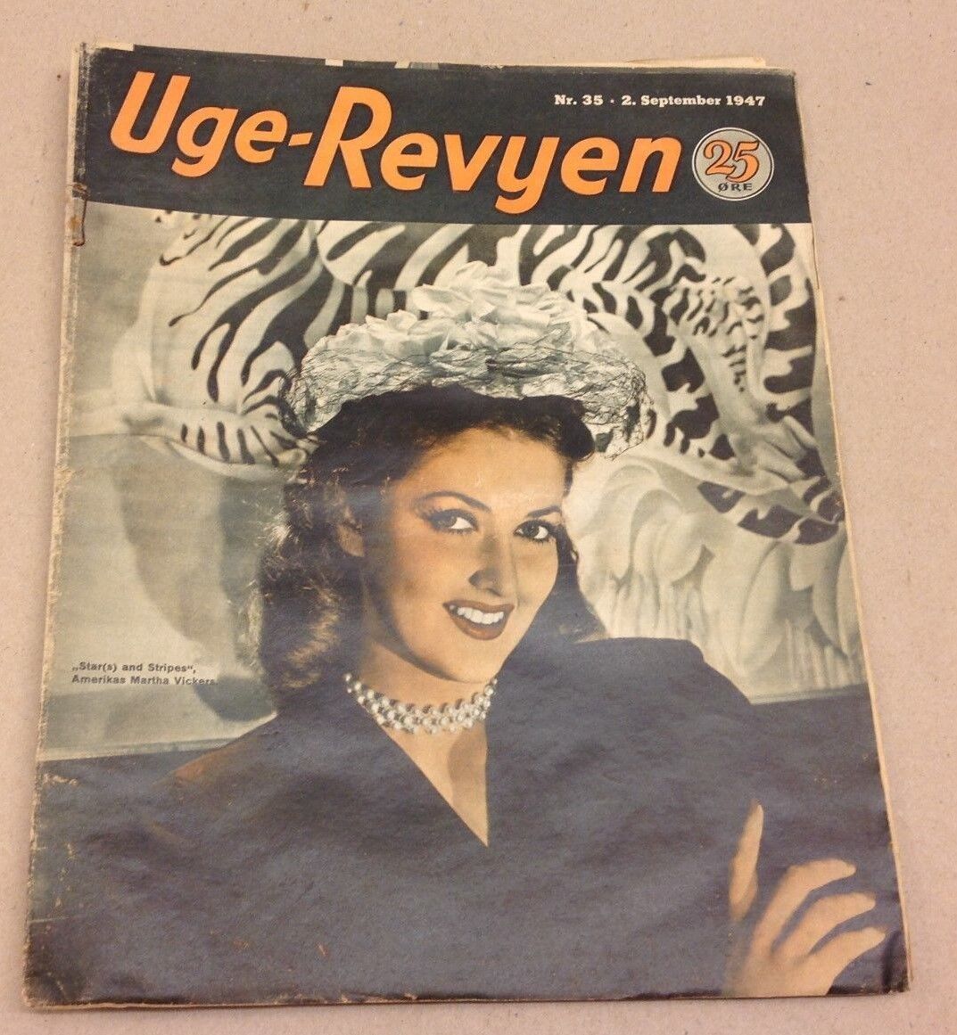 Martha Vickers Front Cover Original Vintage Danish Magazine 1947 "Uge-Revyen"