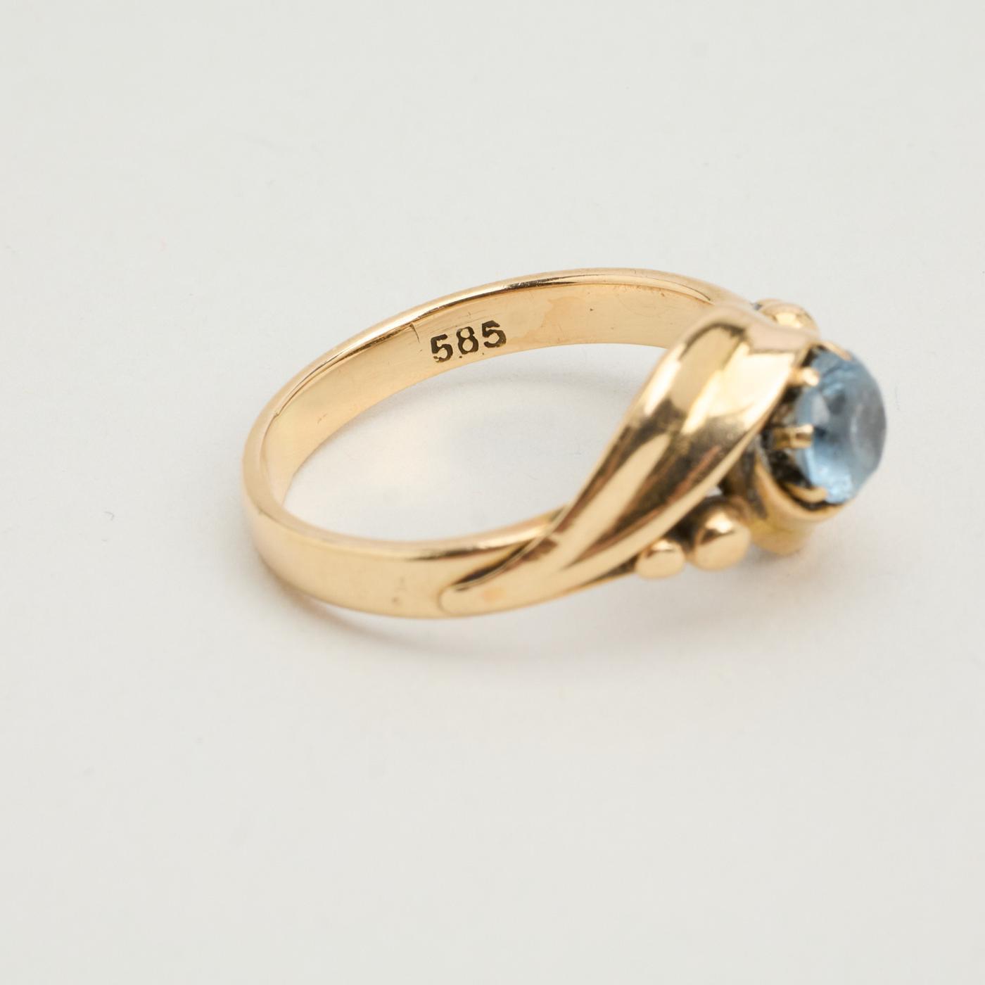 Ring with and synthetic spinel in 14K Gold size 5¼ | Solid Gold