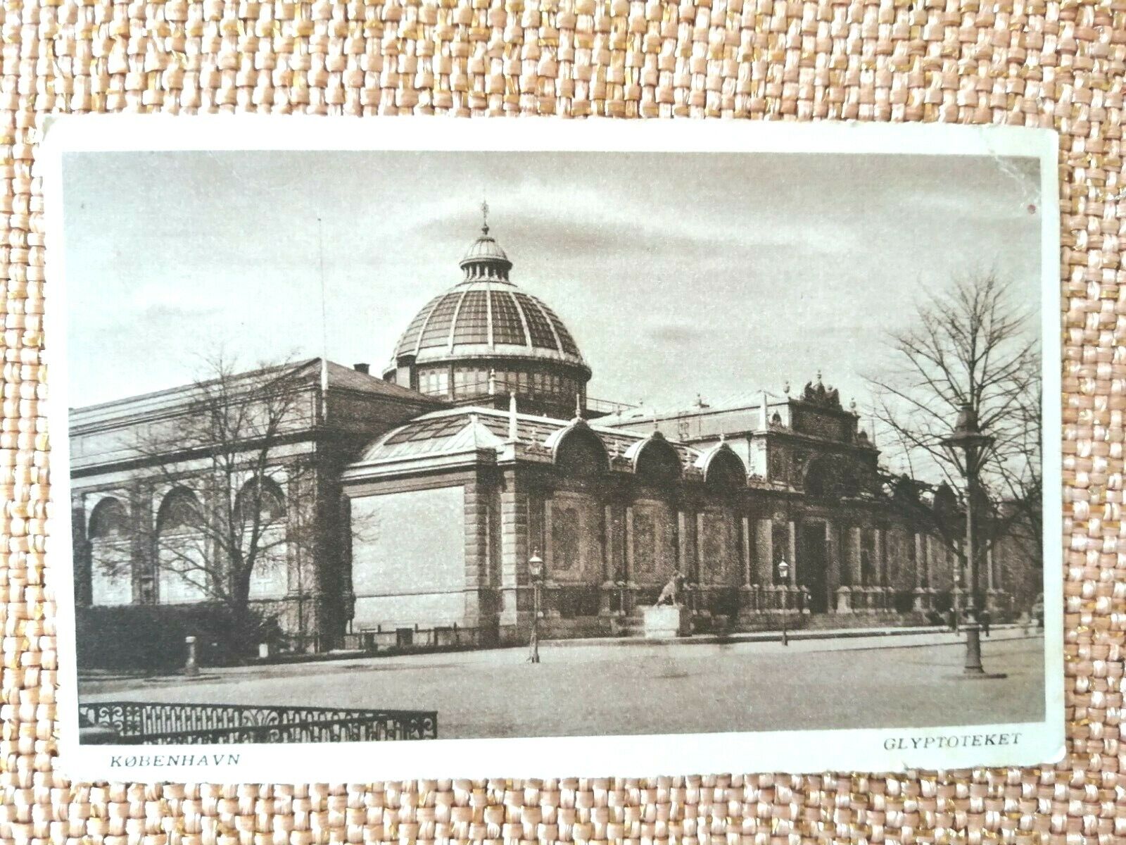 Vintage postcardDenmarkCopenhagenThe Glyptotec Museum 1930s