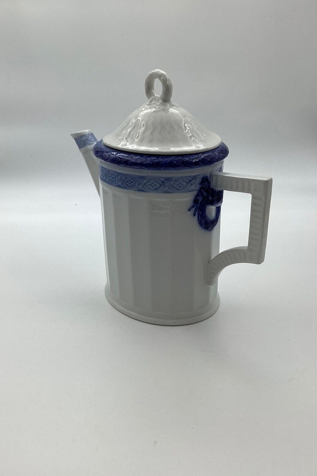 Royal Copenhagen Blue Fan Coffee Pot No 11553