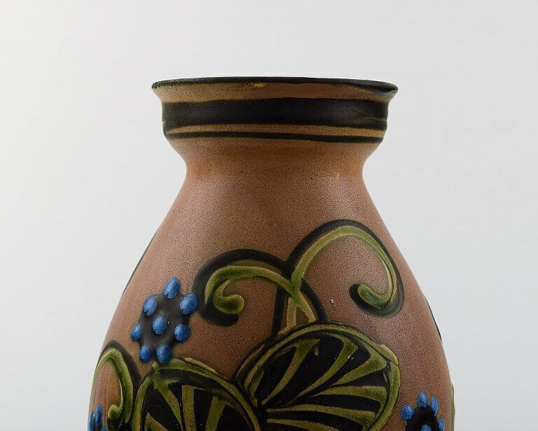 Kähler HAK glazed stoneware vase in modern design 1930 / 40's