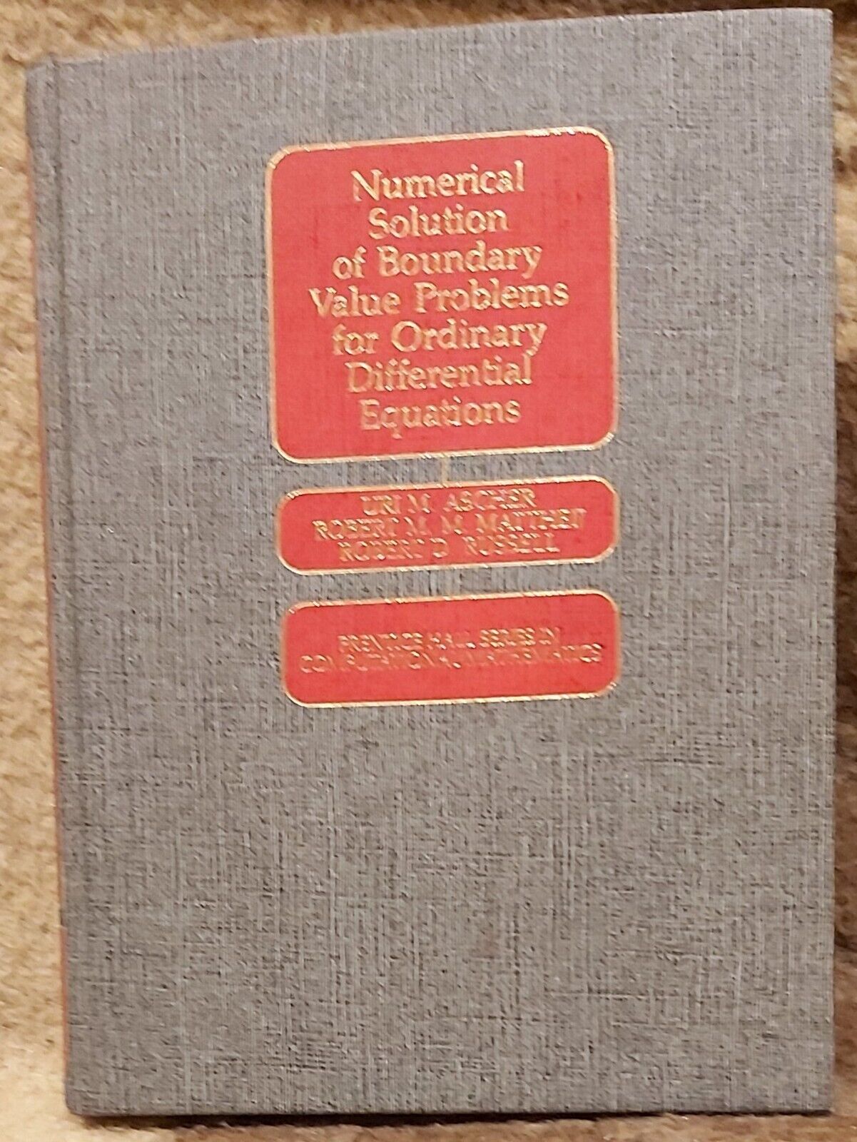 Numerical Solutions of Boundary Value Problems for Ordinary Differ (HC 1988)