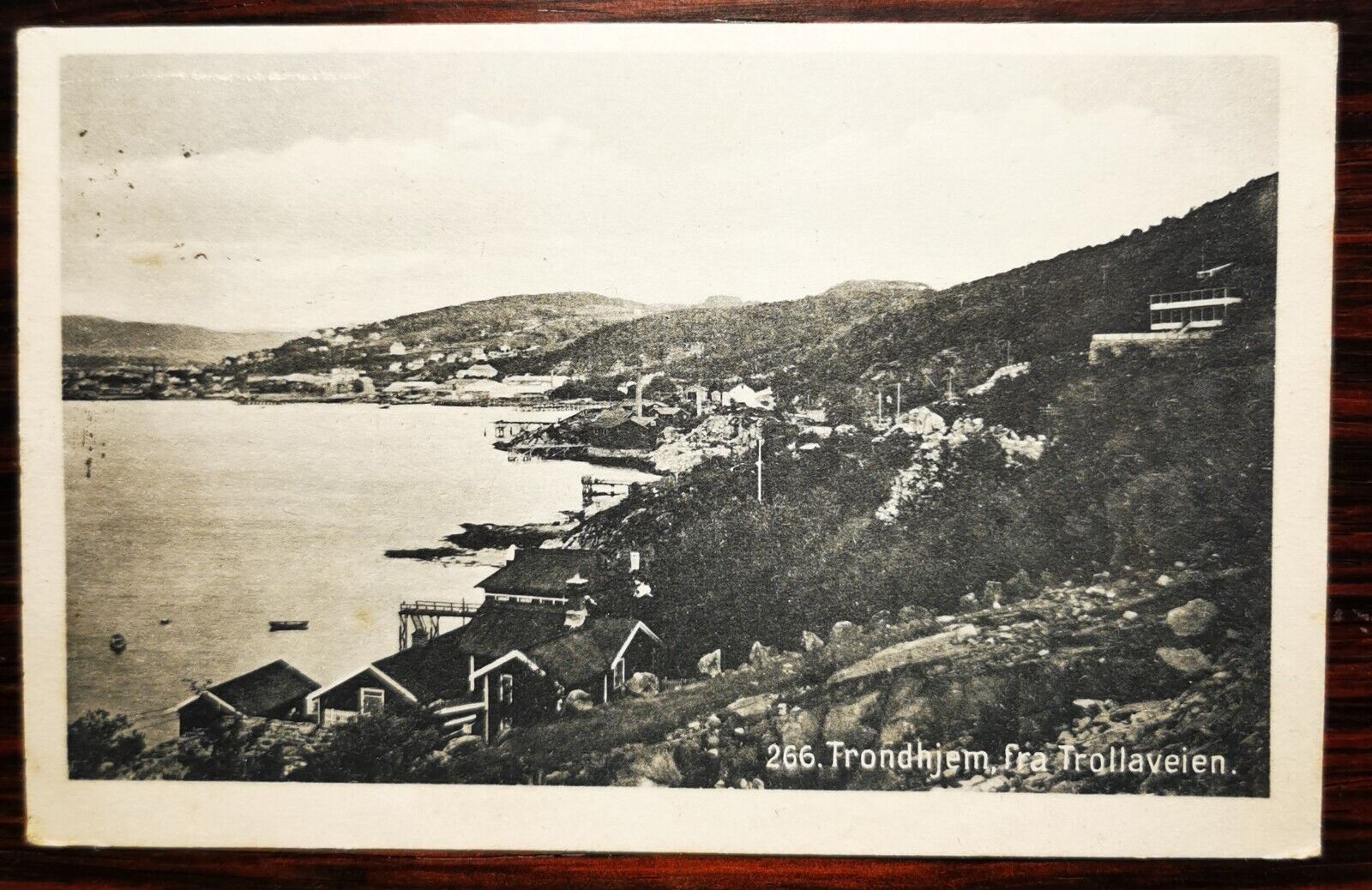 Old postcard: Motif from Trondhjem from Trollaveien Mailed in 1921 pok336