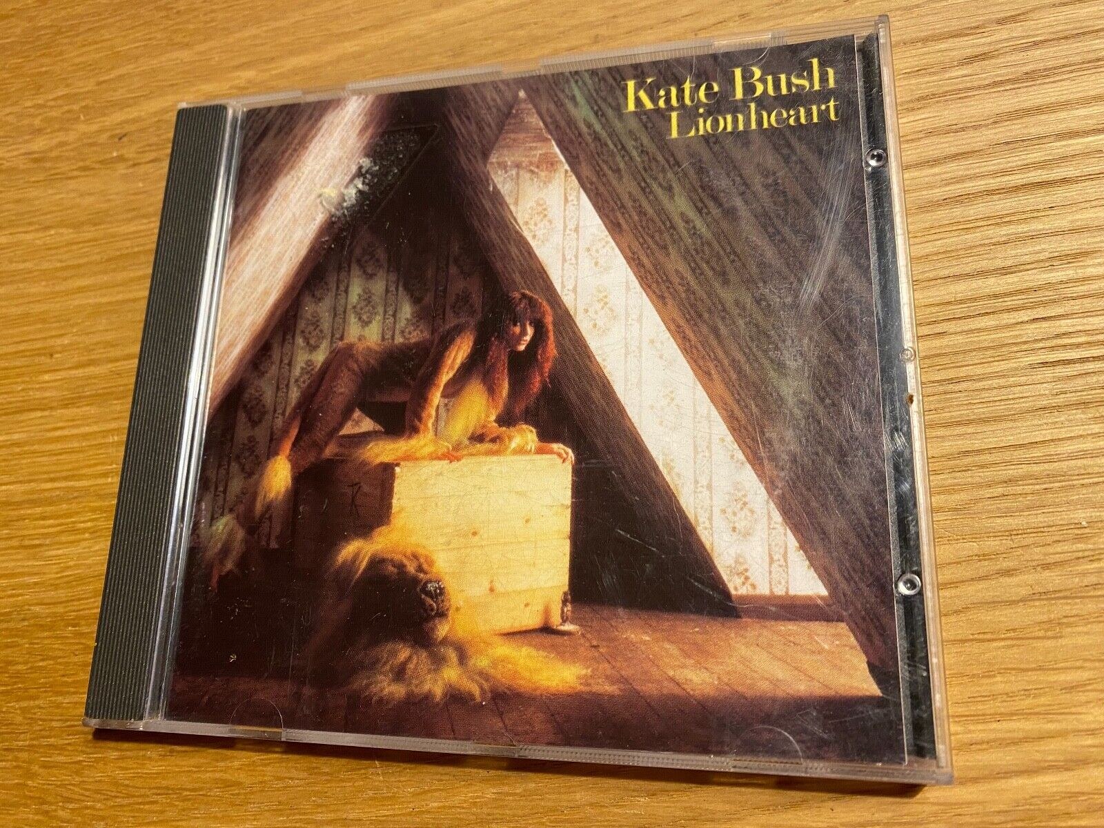 KATE BUSH "LIONHEART" 1978 CD ALBUM 10 TRACK EMI RECORDS DIGITAL MASTERING AAD