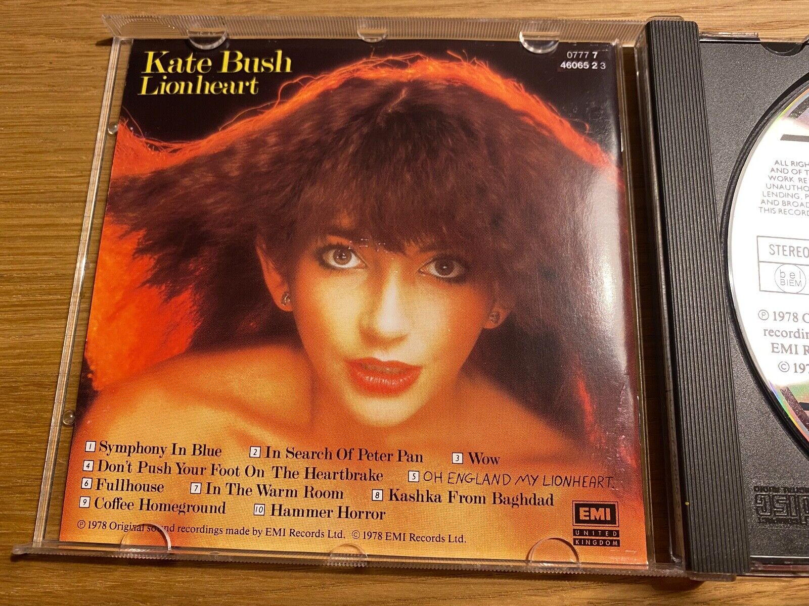 KATE BUSH "LIONHEART" 1978 CD ALBUM 10 TRACK EMI RECORDS DIGITAL MASTERING AAD