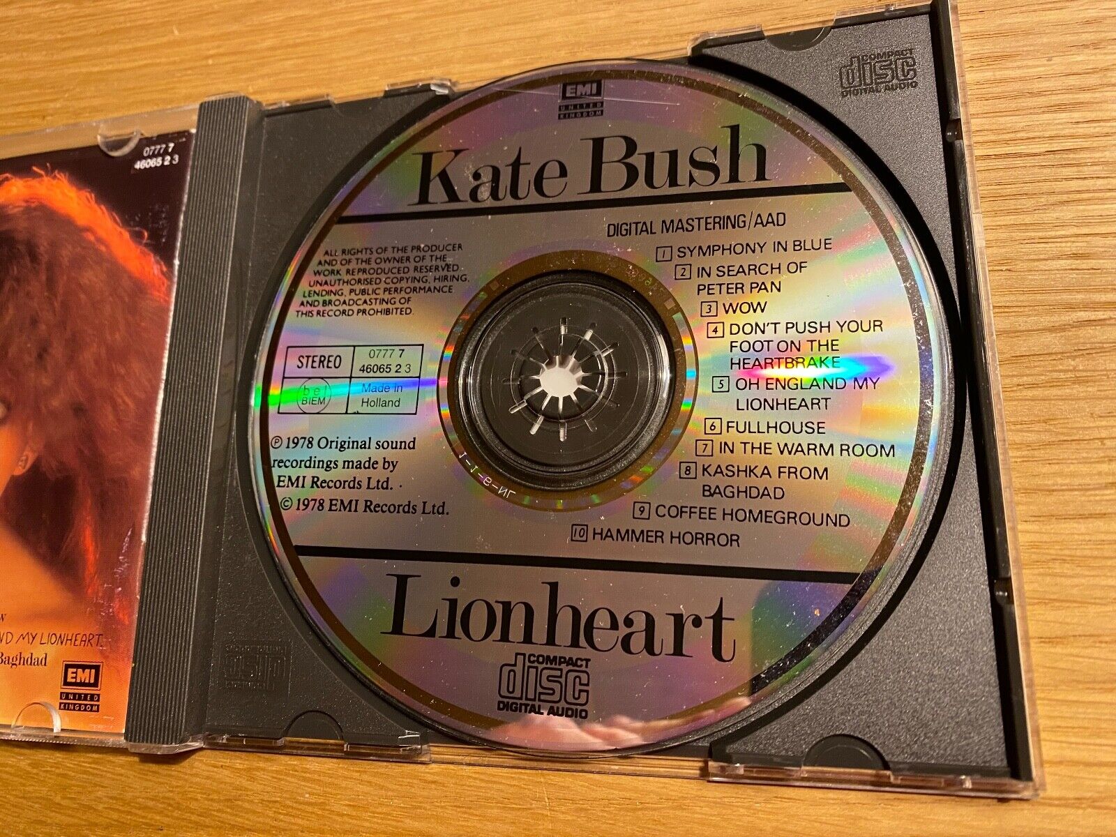 KATE BUSH "LIONHEART" 1978 CD ALBUM 10 TRACK EMI RECORDS DIGITAL MASTERING AAD